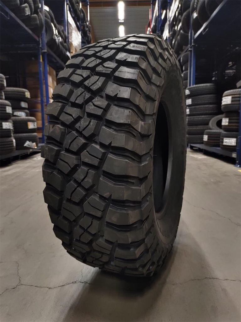 245/70R16 113Q BFGOODRICH MUD TERRAIN T/A KM3 XL